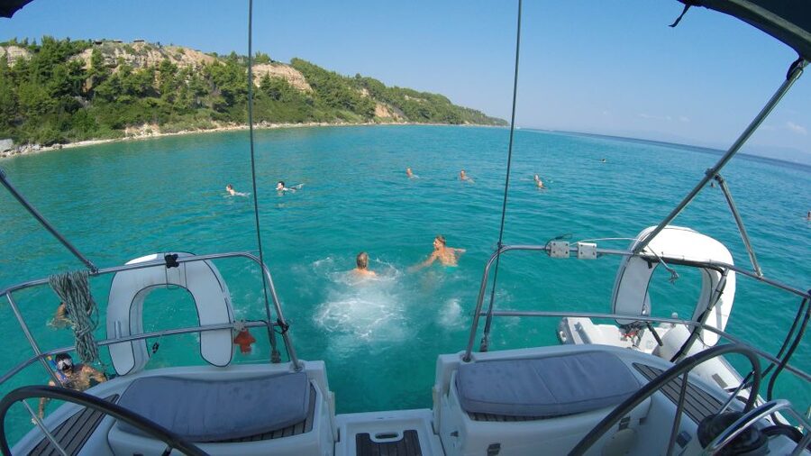 From Nea Fokea: Chalkidiki 6-Hour Cruise by Sailing Boat - Lunch near Kalithea Beach