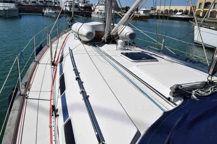 From Palau: Sailboat tour in La Maddalena Archipelago - Language, group feel, and crew style