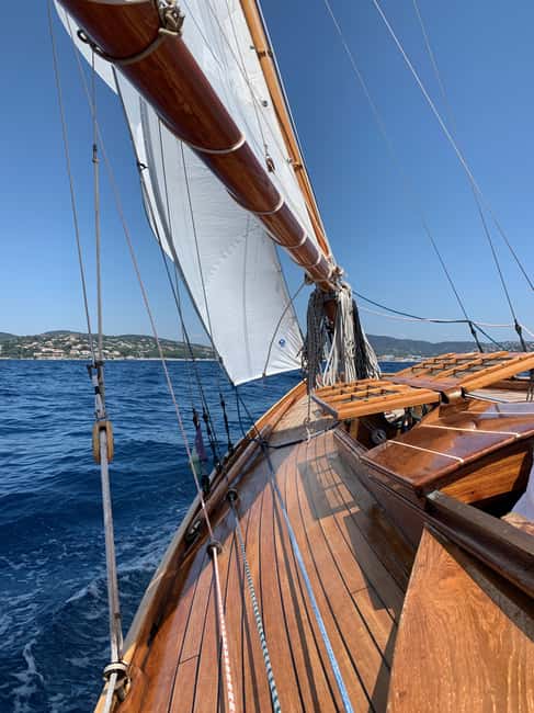 From Port Grimaud: Half-Day Classic Yacht Sailing Experience - Why this classic yacht trip feels different