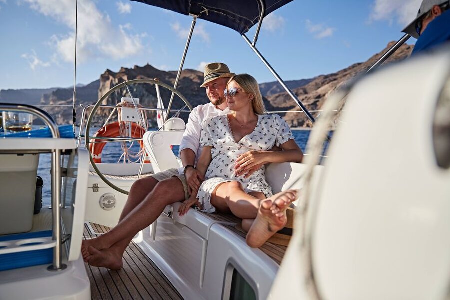 From Puerto de Mogán: Private Sailing Trip & Snorkeling - Food, drinks, and the return to harbor