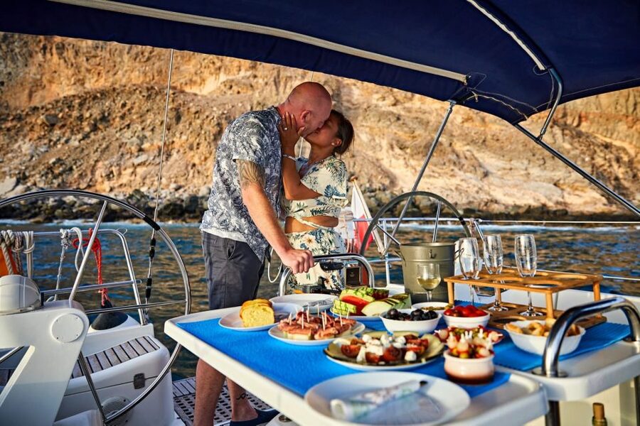 From Puerto de Mogán: Private Sailing Trip & Snorkeling - Hotel pickup from southern Gran Canaria