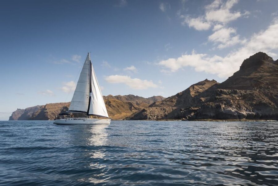 From Puerto de Mogán: Sailboat Trip with Food and Drinks - Who should book this Gran Canaria sailing trip?