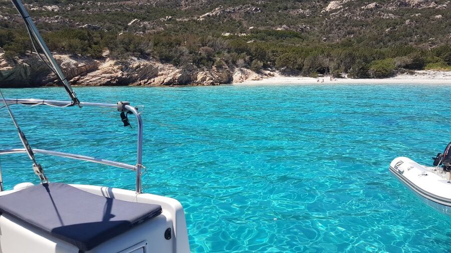 From Santa Teresa: Sailboat Tour to Corsica with Lunch - What to bring for a comfortable day