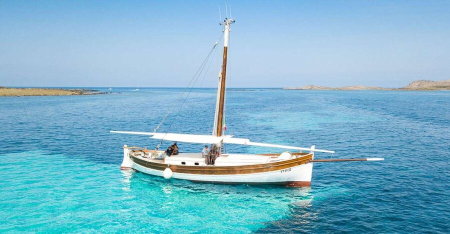 From Stintino: Asinara Vintage Sailing Boat Tour with Lunch - Key details before you book