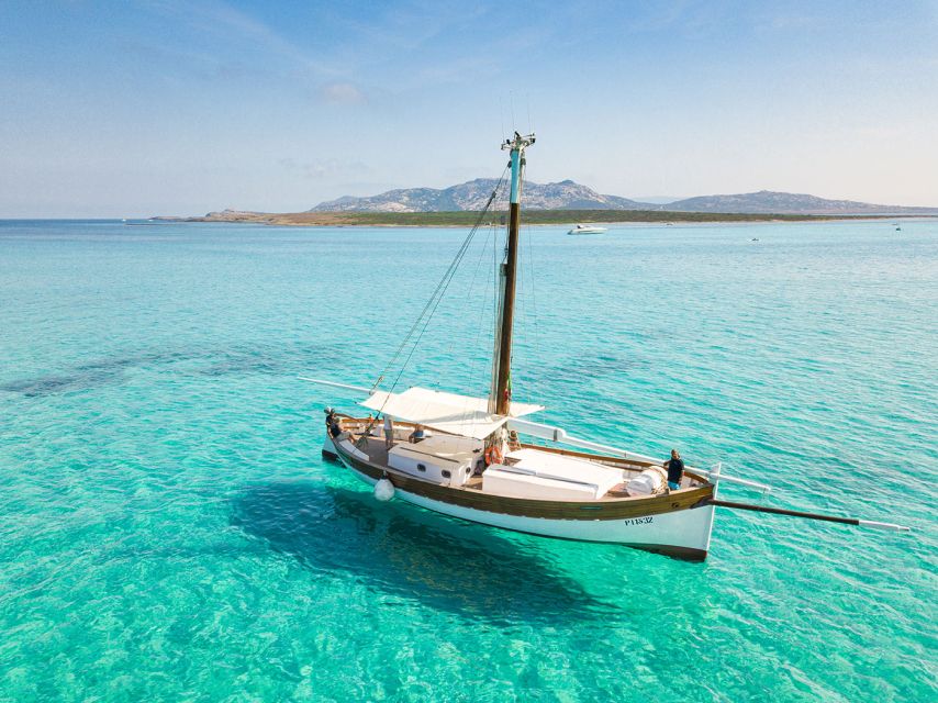 From Stintino: Asinara Vintage Sailing Boat Tour with Lunch - Swimming at Cala Barche Napoletane before lunch