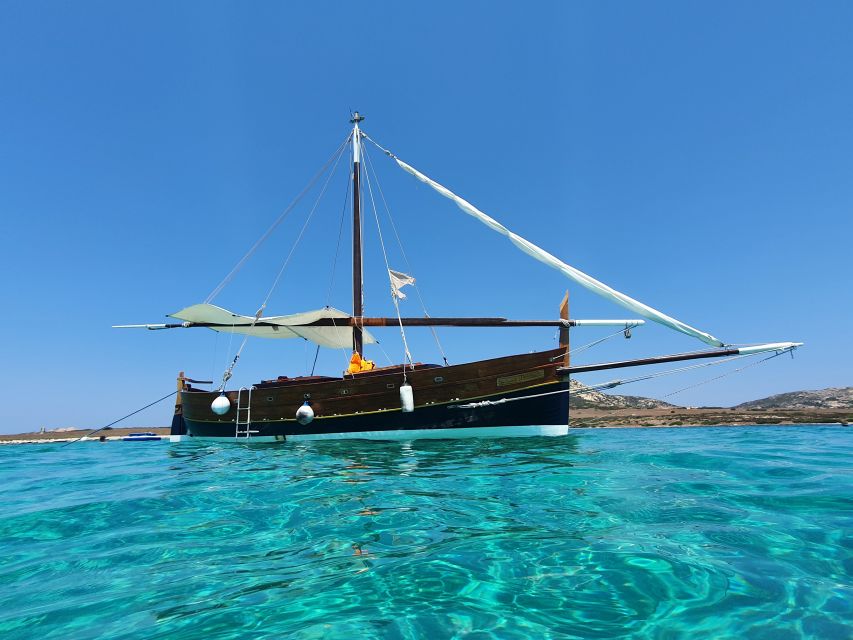 From Stintino: sailing trip to Asinara with Lunch - The second swim: Li Giorri or Fornelli