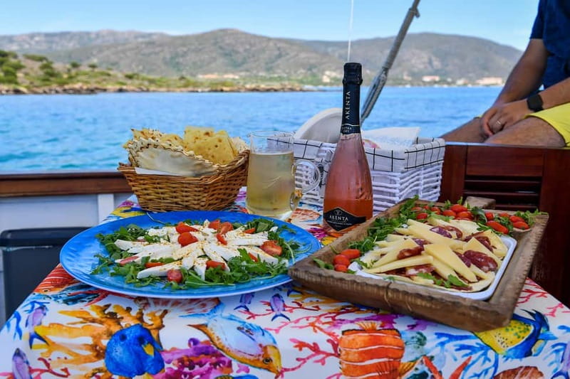 From Stintino: sailing trip to Asinara with Lunch - Leaving Stintino for the Gulf of Asinara
