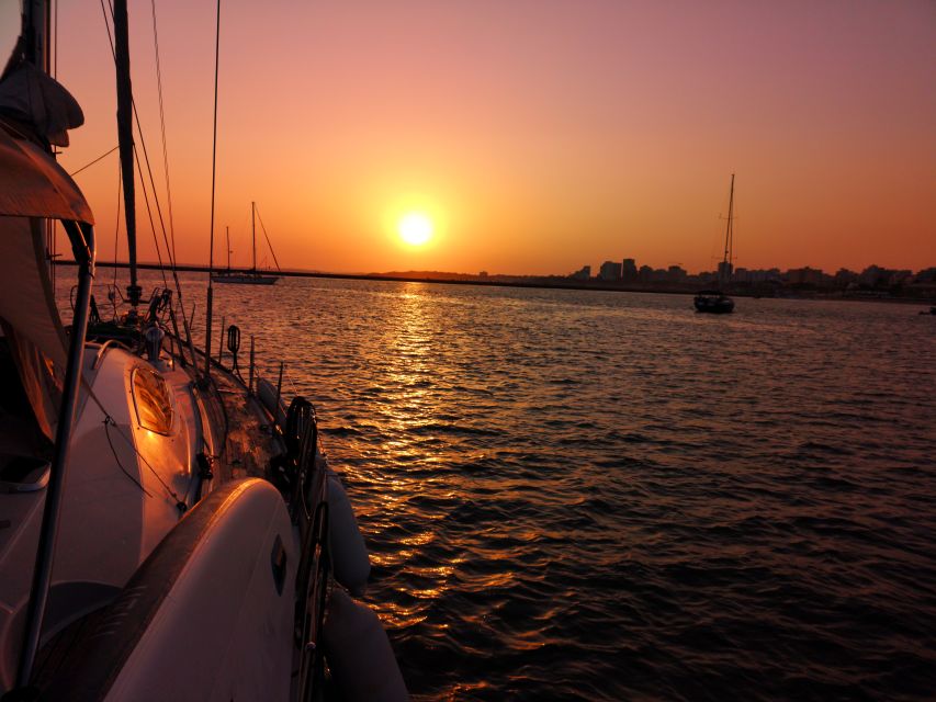 From Vilamoura: Sunset Tour on a Luxury Sailing Yacht - The Welcome Drink and Aperitifs
