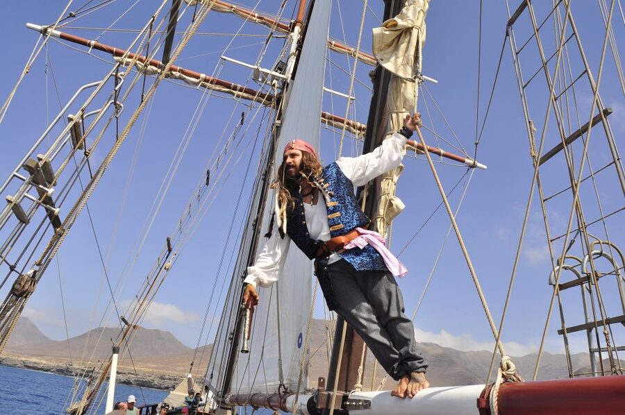 Fuerteventura: 4-Hour Pirate Sailing Adventure - Canarian lunch around noon