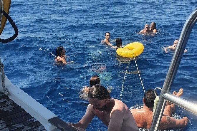Full Day Private Sailboat in Barcelona - 6 Hours - Who Will Enjoy This Sailing Day