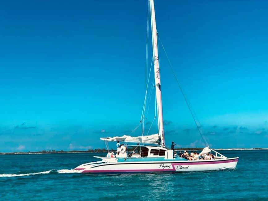 Full Day Sail and Snorkel with Turtles - Lunch, drinks, and the Rose Island beach stop