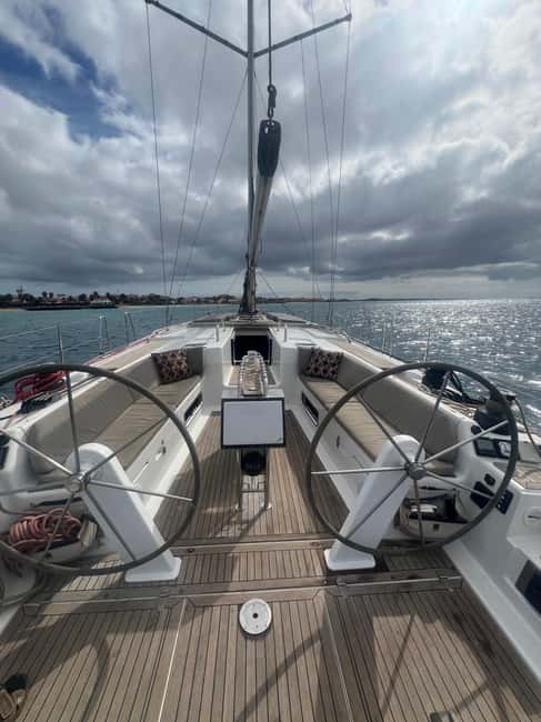 Full day sailing boat in Sal, Cape Verde:taste the Atlantic! - A full day on Sal’s Atlantic side