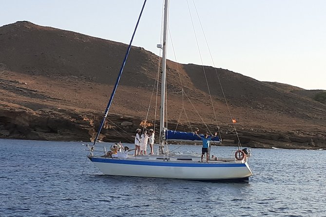 Full Day Sailing Yacht Trip in Menorca - Cala Pregonda: one hour among clear blue water