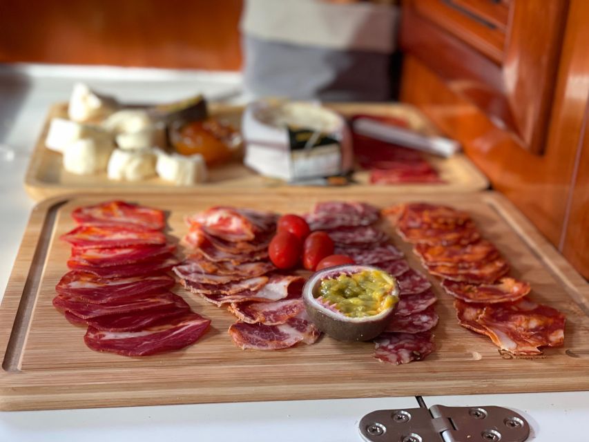 Funchal: Private Sailing Sunrise, Sunset & Moonlight Cruises - What you eat and drink on board