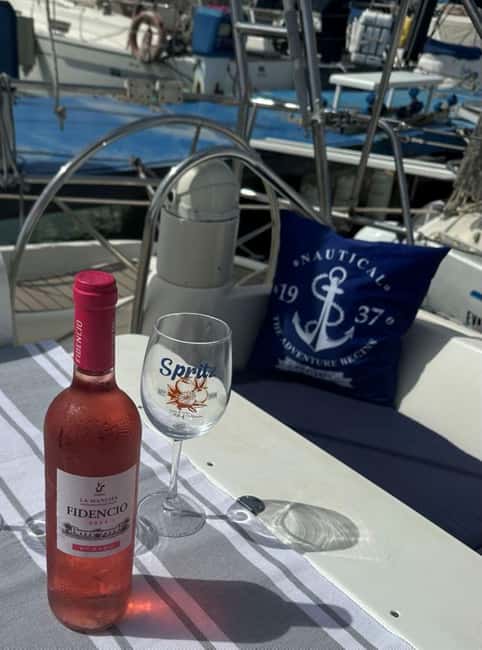 Gandía: Private Sailing Experience - Who will enjoy Mila most