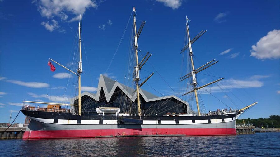 Glasgow: Entry Ticket to the Tall Ship Glenlee - Walking the restored decks and imagining life at sea
