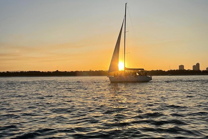 Gold Coast 2 hour Sunset Sailing Cruise with Drinks&Tasting Plate - Key points before you book