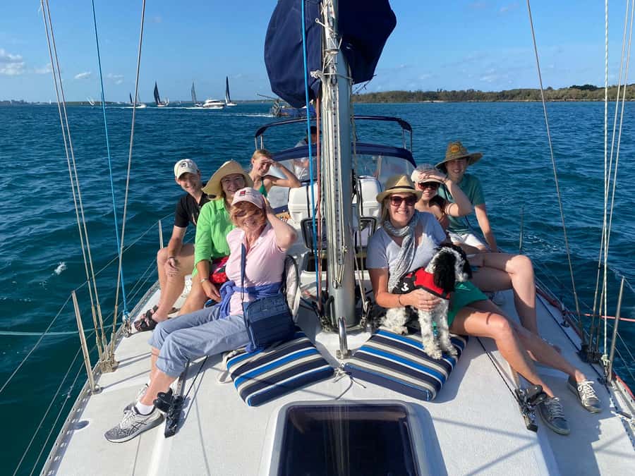 Gold Coast: Midday Sailing Cruise incl food & drinks - Meeting the yacht at Muriel Henchman Drive