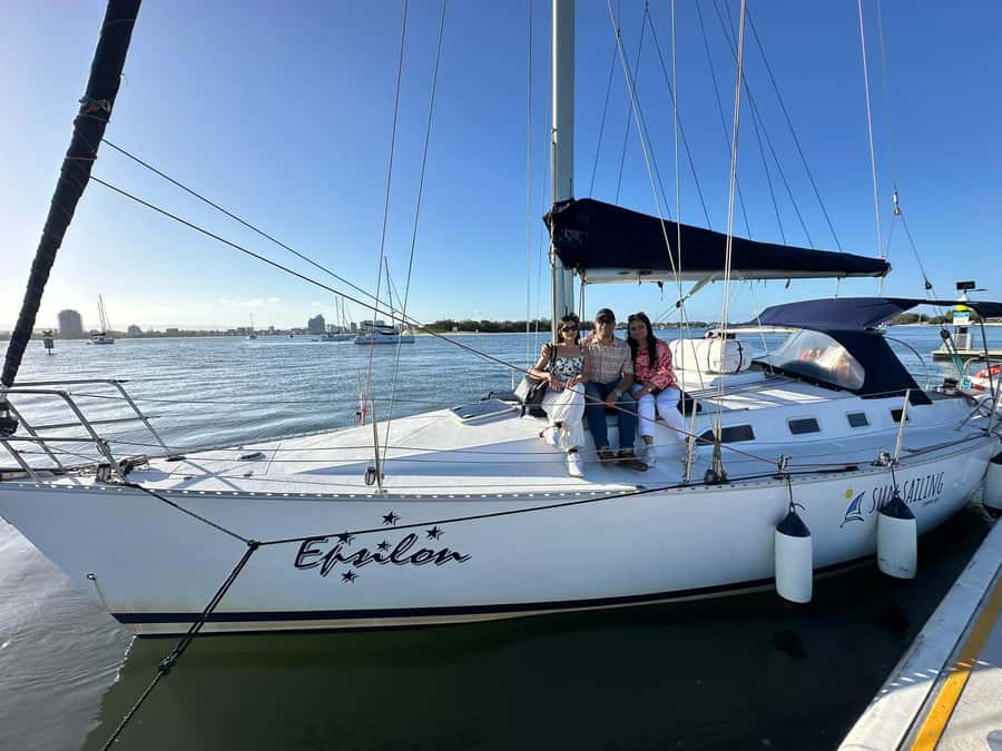 Gold Coast Private Sunset Sailing Charter w/ dinner & drinks - The crew and the feel of the sailing