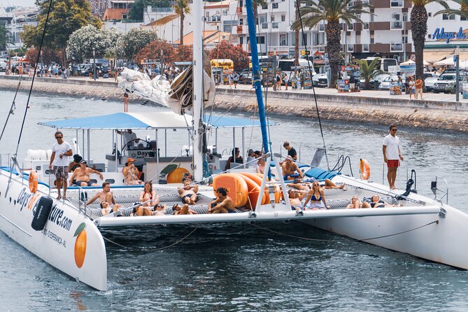 Golden Coast Sailing Tour for 3 hours in Ponta da Piedade Lagos - Following the Costa d’Oiro toward Ponta da Piedade