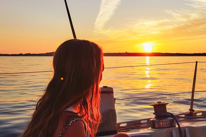 Golden Horizons: Private Sailboat Sunset Sail in Ibiza - Port d’es Torrent and the golden-hour pause
