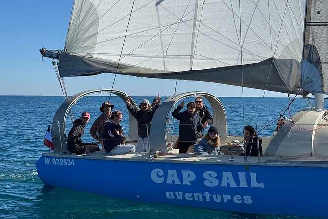 Golf Juan: Sunset Sailing Cruise with aperitif at the Island - Local aperitif with a Côte d’Azur view