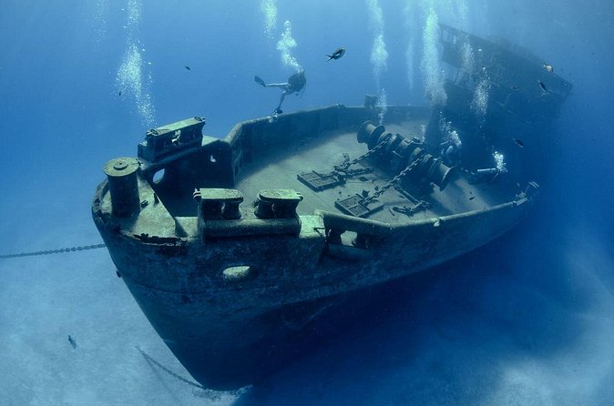 Grand Cayman Kittiwake and Reef Sail - Group size, comfort, and physical demands