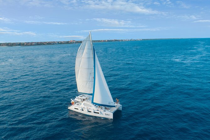 Half-Day Luxury Sailing Experience in Tulum with Open Bar - What this four-hour catamaran trip is really like