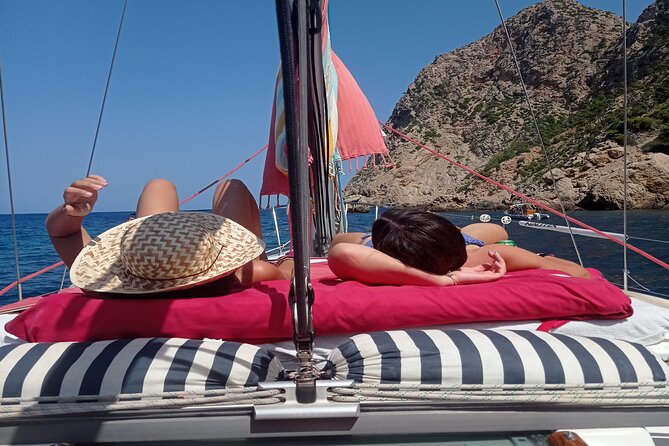 Half day on a private sailboat in Mallorca (port d'andratx) - David, Patricia, and Percy