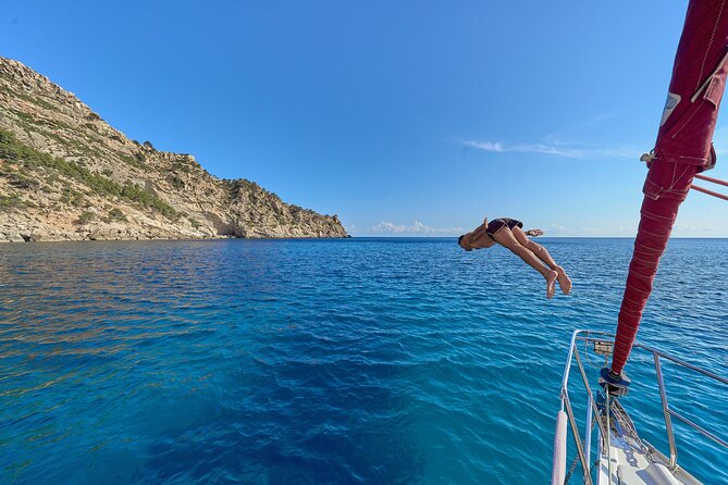 Half day on a private sailboat in Mallorca (port d'andratx) - Price, Group Size, and Real Value