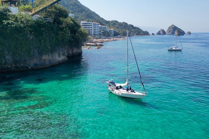 Half Day Private Sailing Cruise Puerto Vallarta with Snorkeling - Food, drinks, and the value of a private charter