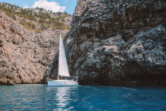 Half Day Private Sailing Tour along the Tramuntana Coast - Why this private sailing trip works