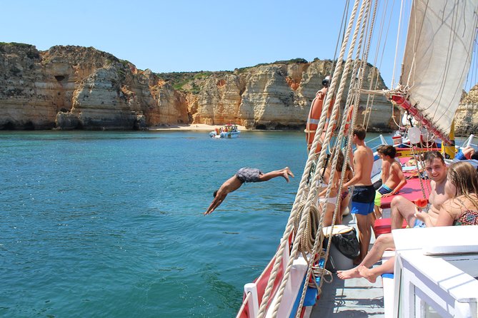 Half-Day Sailing Tour in Baia de Lagos with Lunch - From Lagos Marina to the cliffs of Ponta da Piedade