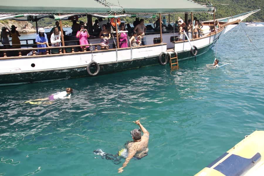Half-Day Schooner Cruise and Snorkeling in Paraty Bay - Lula’s Beach, Quiet Water and Beach Time