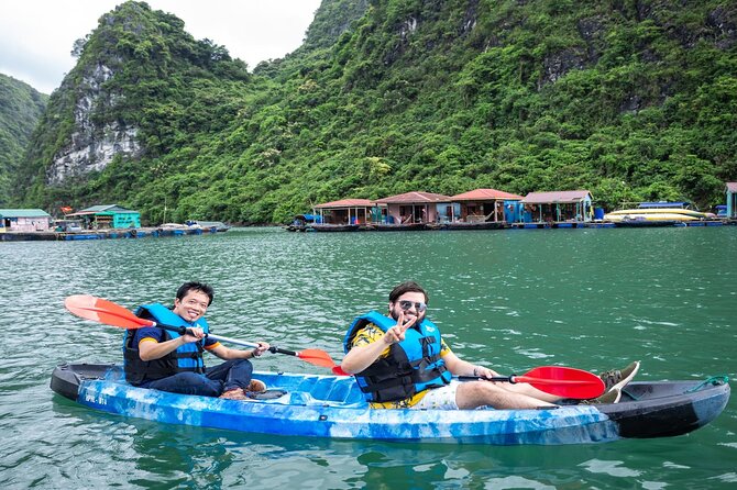 Halong Amazing Sail Luxury 1 Day Small Group Tour 7-Hour Cruising - Food, service, and the small-group feel