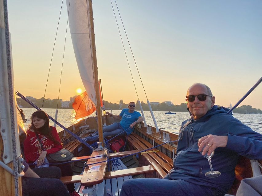 Hamburg: Alster River Sailboat Tour with Sundowner - Weather, clothing, and practical planning