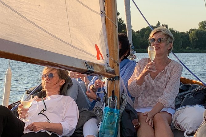Hamburg Small-Group Sunset Sailing Cruise on Lake Alster - Weather, wind, and cancellation details
