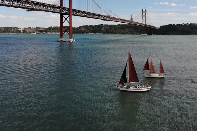 Hen Party in Lisbon on a vintage Sailboat - The Tagus views and the sightseeing route