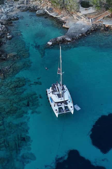 Heraklion Luxury Sailing Catamaran Dia Island | Gourmet Menu - Key points before you book