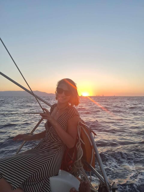 Heraklion: Sailing Cruise to Dia Island with Drinks and Meal - Swimming, snorkeling, and paddleboarding