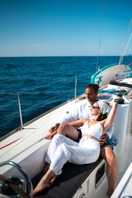 Heraklion: Sailing Trip to Dia Island with Lunch & Swimming - Dia Island and the quiet waters of Saint George Bay