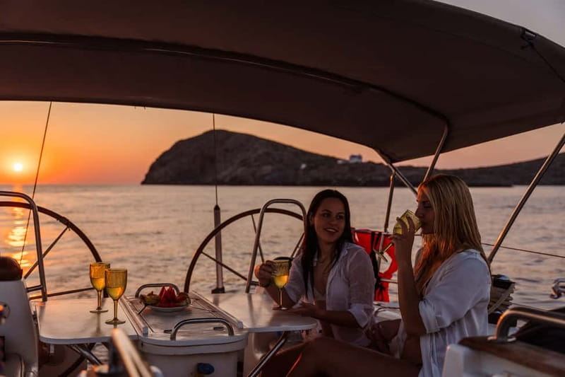 Heraklion: Sunset Sailing Cruise Dia Island with Snorkeling - The one-hour sail across to Dia