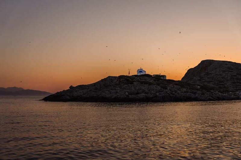 Heraklion: Sunset Sailing Cruise Dia Island with Snorkeling - Leaving Heraklion for Dia Island