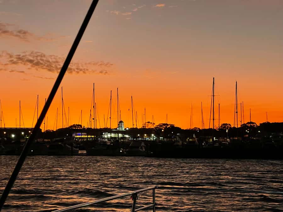 Hervey Bay Champagne Sunset Sail - Should you book the Blue Dolphin Champagne Sunset Sail?