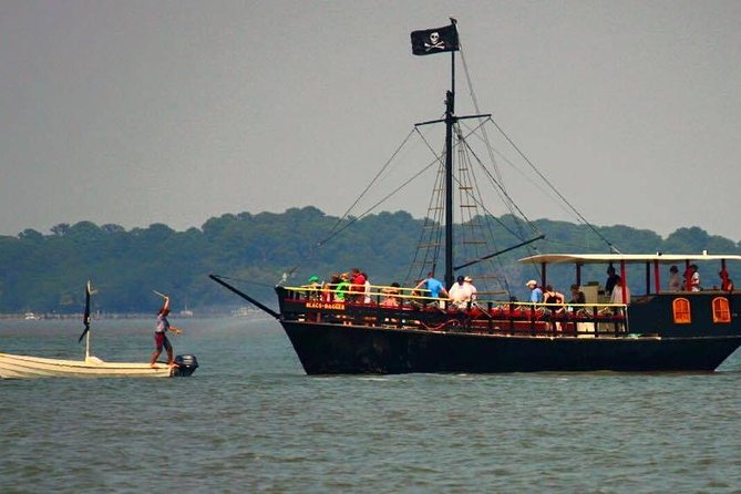 Hilton Head Pirate Ship Adventure Sail aboard the Black Dagger - The Battle With Stinky Pete