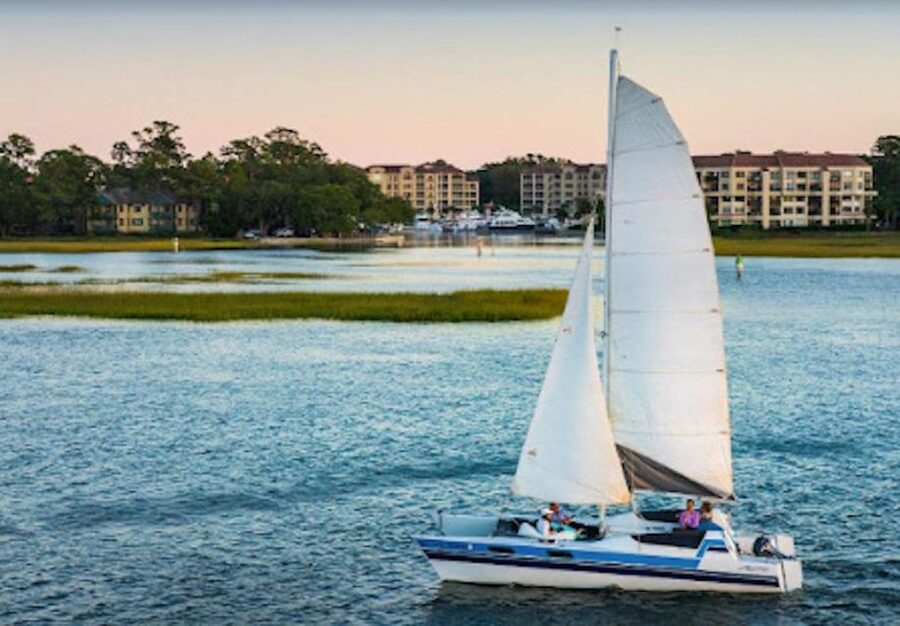 Hilton Head: Private Dolphin Day or Sunset Catamaran Sail - How this compares with a standard boat outing