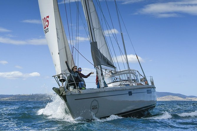 Hobart Sailing Experience - Setting sail on the River Derwent