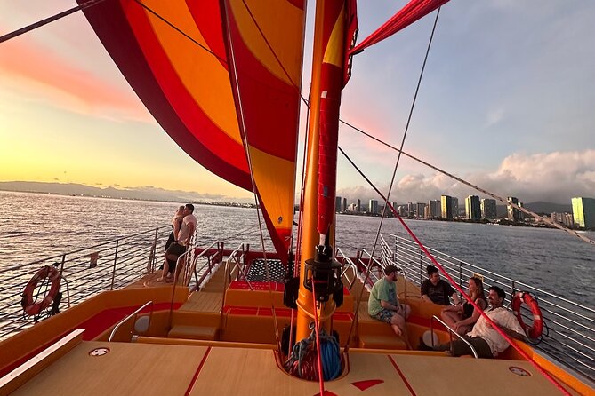 Honolulu Sunset Sail from Kewalo Harbor Including Drinks - Finding Kewalo Basin Harbor at 5:30 pm