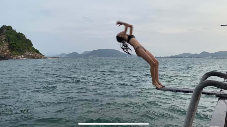 Hua Hin: Full-Day Trip to Sam Roi Yot by Sail Boat - Koh Ram and its beach monkeys