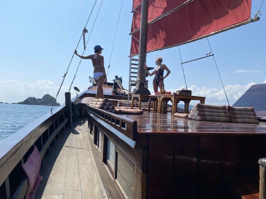 Hua Hin: Siamtara Sunset Sailing Dinner Cruise with Pickup - What $67 Really Buys You